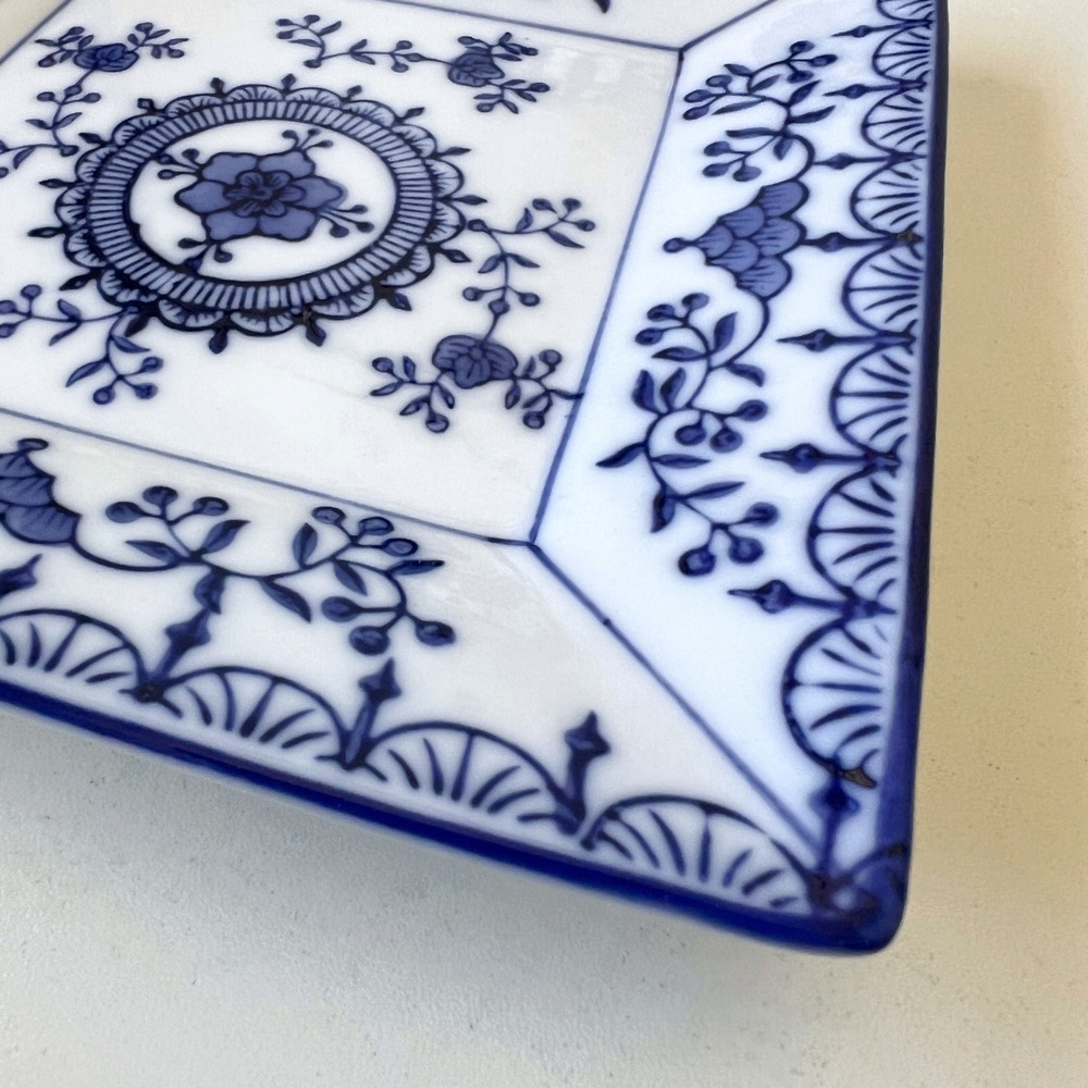 Vintage Royal China Blue Onion Ironstone Square Plate Dish 6" USA - Picture 6 of 9